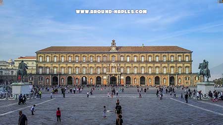 Le Palais Royale de Naples palais royale de naples